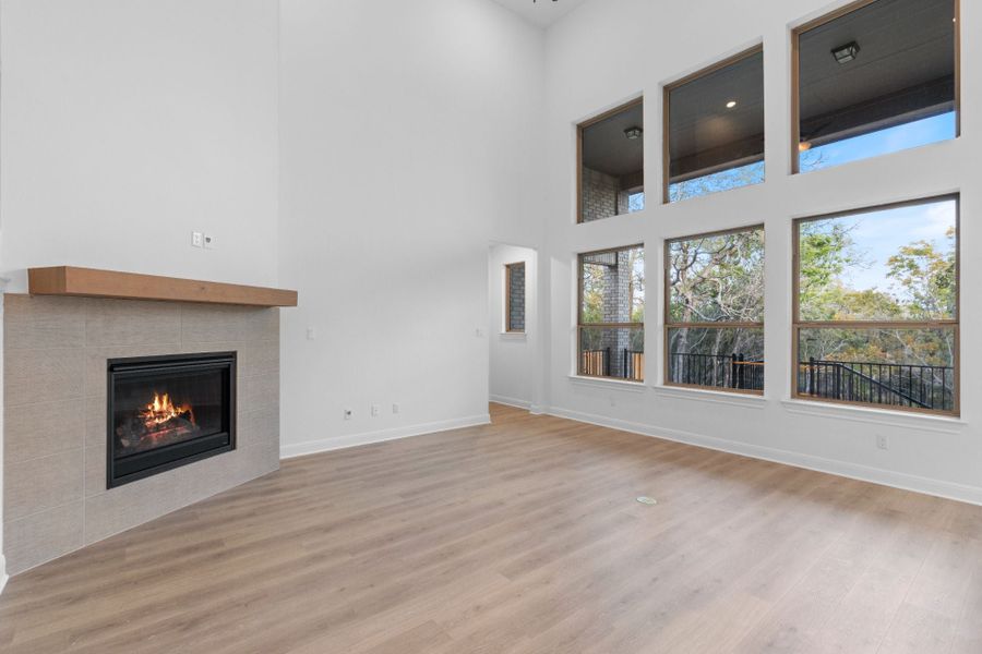 5br New Home in Kyle, TX.  - Slide 23