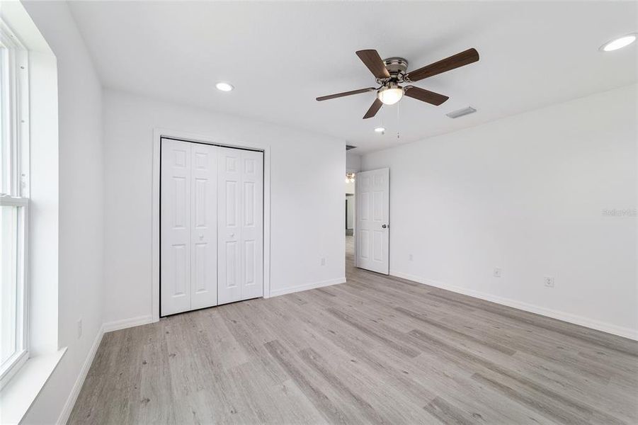 Spacious, unfurnished interior of a new home in , Silver Springs (Image 30).