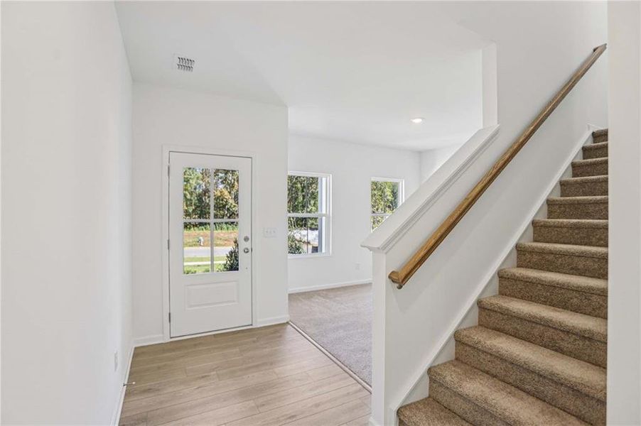 Spacious, unfurnished interior of a new home in The Pointe at Heron Bay, Locust Grove (Image 24).