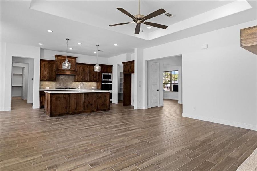 12_33-4005 Crick Ct (8 of 40)