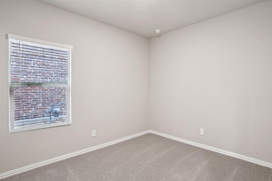 Spacious, unfurnished interior of a new home in Eastridge - Spring Series, McKinney (Image 20).