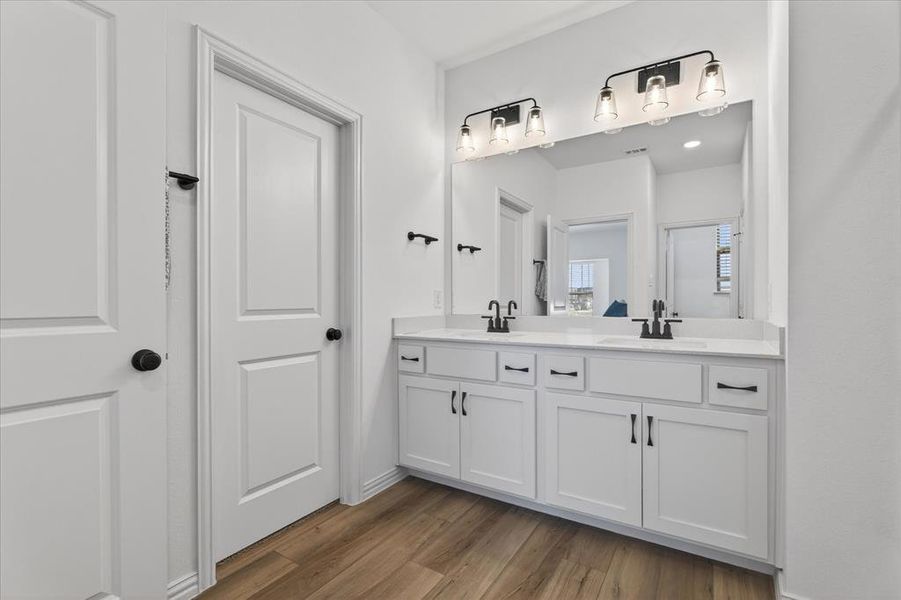 Furnished interior view inside a new home in , Sachse (Image 16).