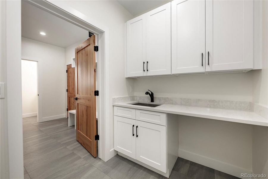 Furnished interior view inside a new home in , Granby (Image 9).