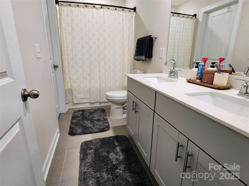 Furnished interior view inside a new home in Georgetown Crossing, Kannapolis (Image 8).