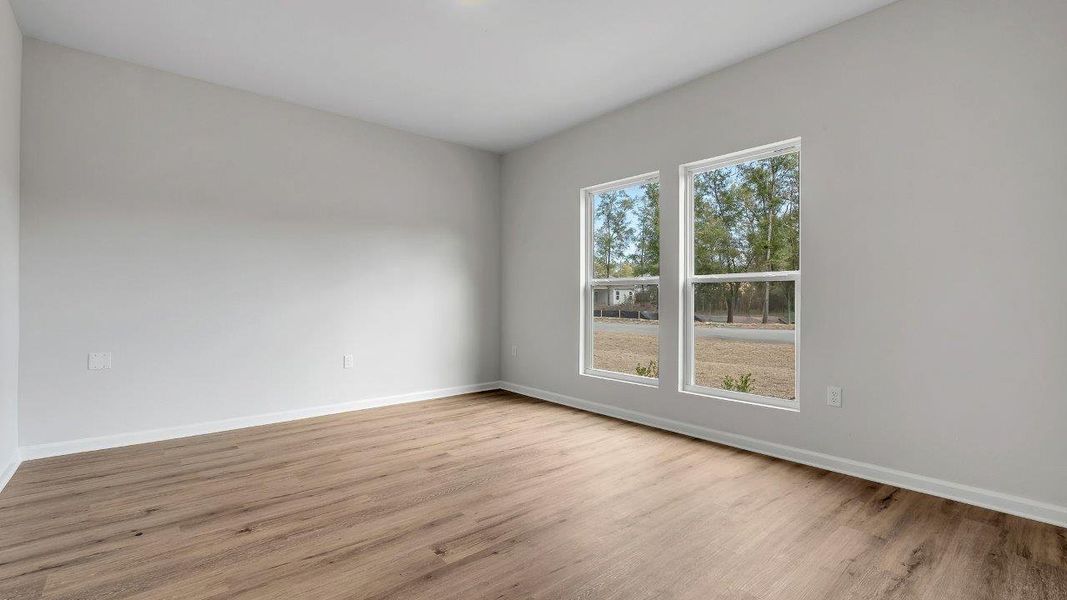 Spacious, unfurnished interior of a new home in Greystone, Crawfordville (Image 12).