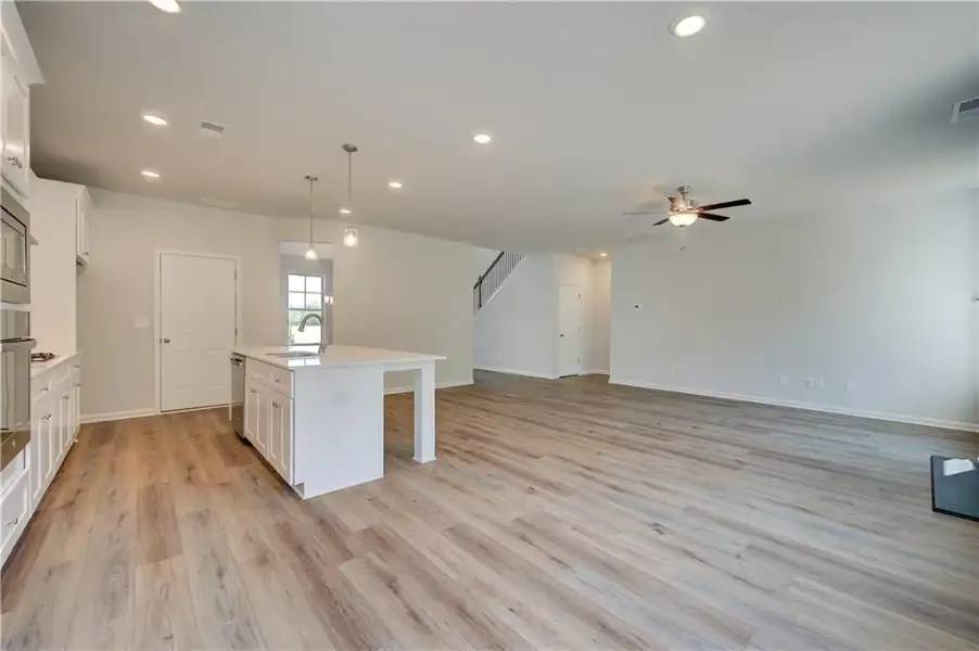 Spacious, unfurnished interior of a new home in Brighton, Locust Grove (Image 13).