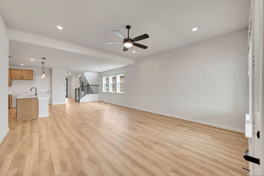 Spacious, unfurnished interior of a new home in Mayfair - Select Garden Series, New Braunfels (Image 17). Spacious, unfurnished interior of a new home in Mayfair - Select Garden Series, New Braunfels (Image 17).
