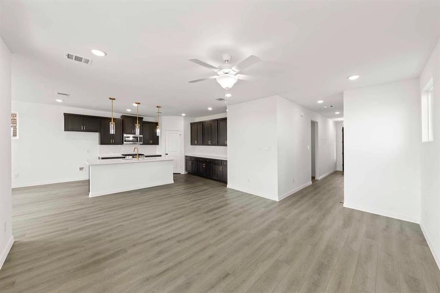 Image 29 of a home in Creekview Fossil Ridge.