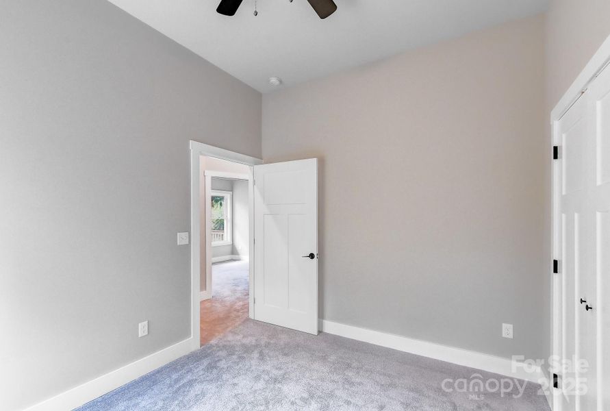 Spacious, unfurnished interior of a new home in , Asheville (Image 23).