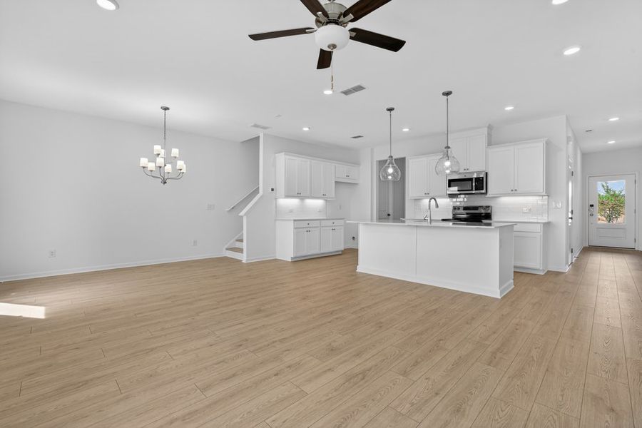 Spacious, unfurnished interior of a new home in Weatherfield, Buford (Image 16).