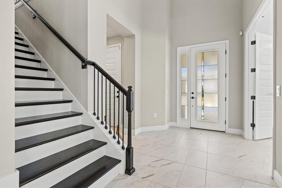 Spacious, unfurnished interior of a new home in , Bradenton (Image 23).
