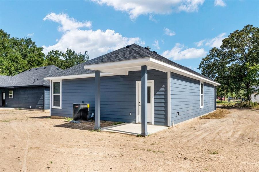 Exterior details and patio area of a home in , Malakoff (Image 15). Exterior details and patio area of a home in , Malakoff (Image 15).