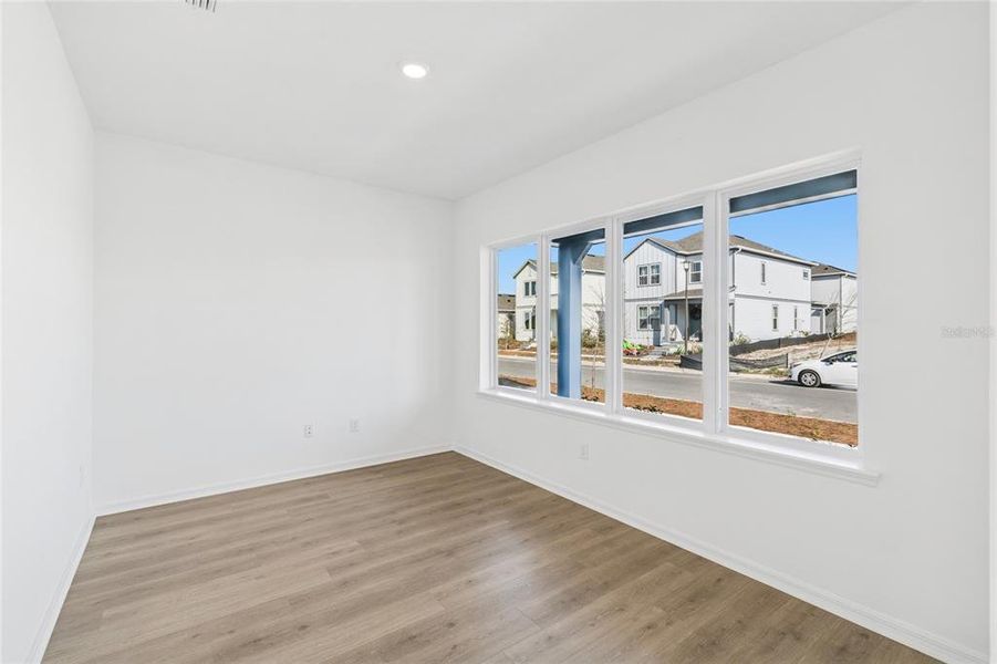 Spacious, unfurnished interior of a new home in Weslyn Park in Sunbridge 34', St. Cloud (Image 23).