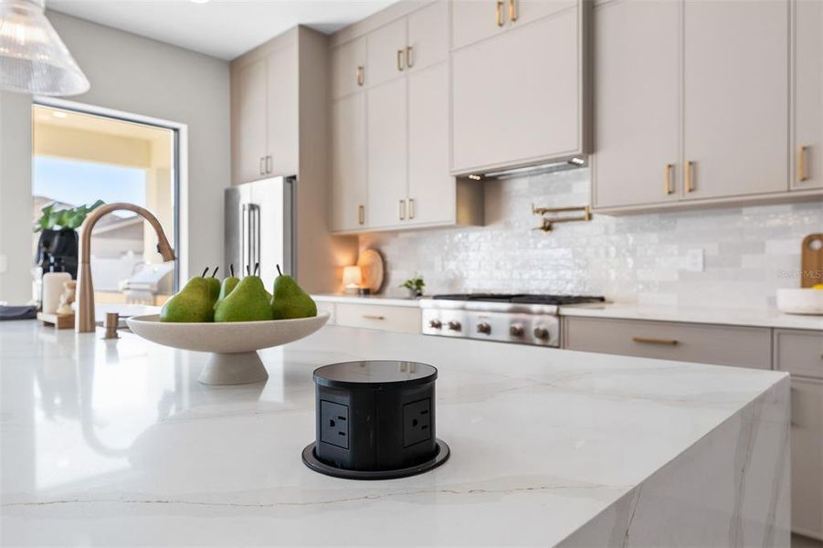 Close-up of interior finishes inside a home in College Park, Orlando (Image 20).