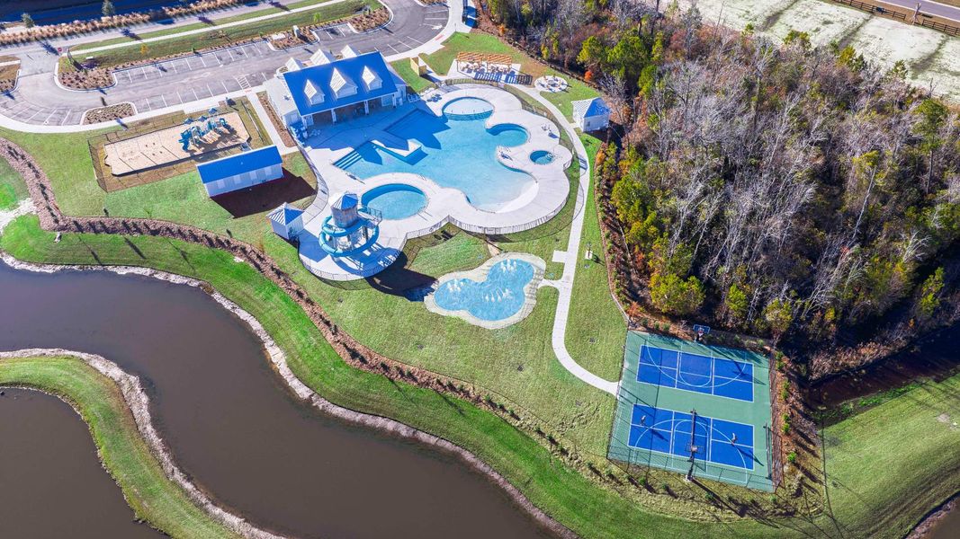 Community amenities in The Willows at Blake Farm, Wilmington (Image 29).