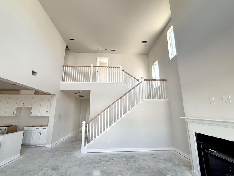 Spacious, unfurnished interior of a new home in Watson Hill, Summerville (Image 8).