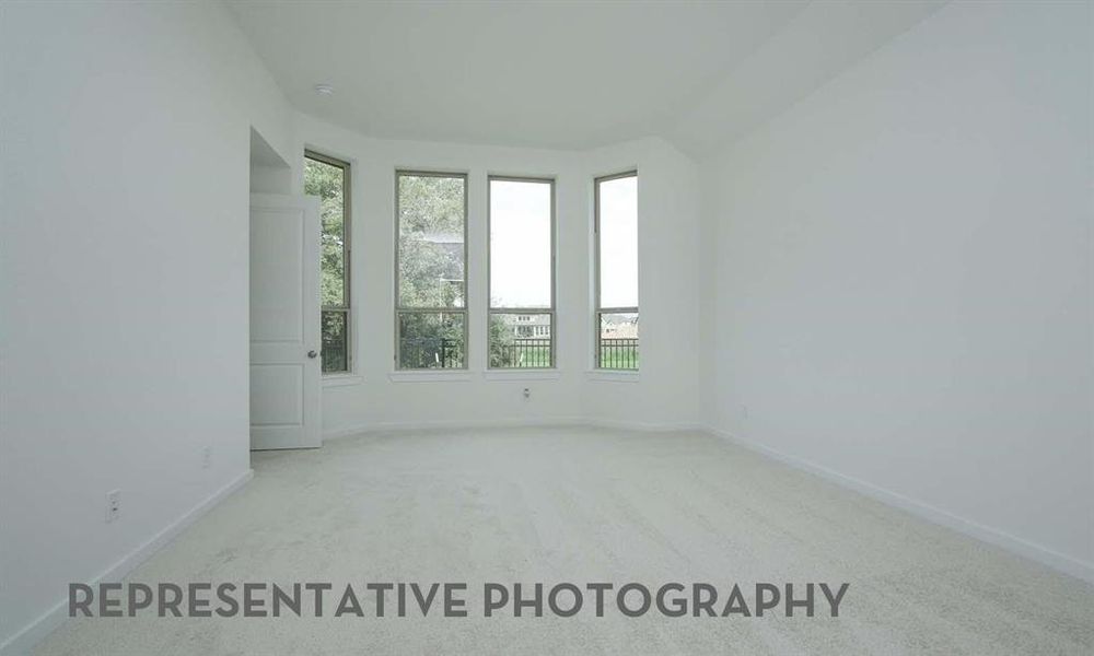 Spacious, unfurnished interior of a new home in Sandbrock Ranch, Aubrey (Image 9).