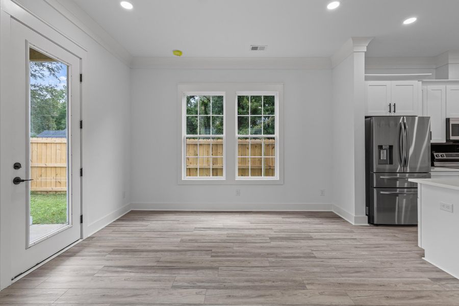 Spacious, unfurnished interior of a new home in , North Charleston (Image 11).