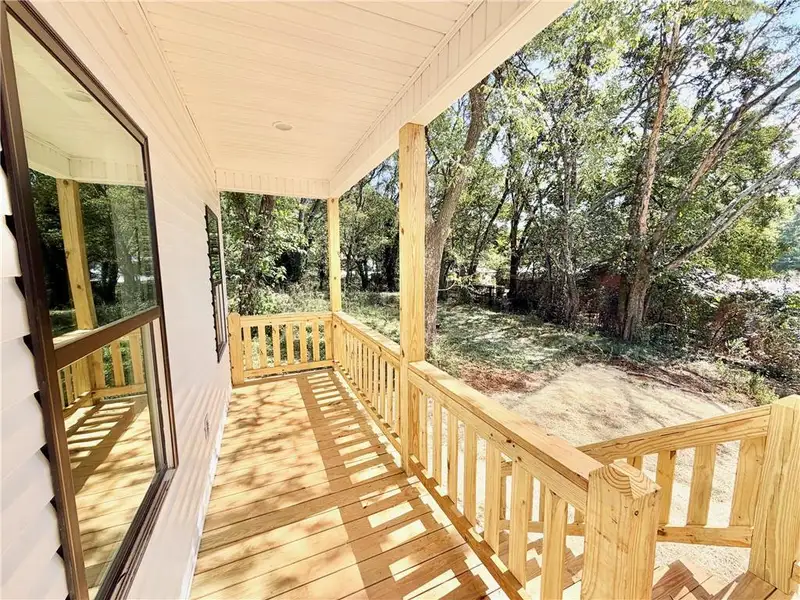 Exterior details and patio area of a home in , Emerson (Image 3).