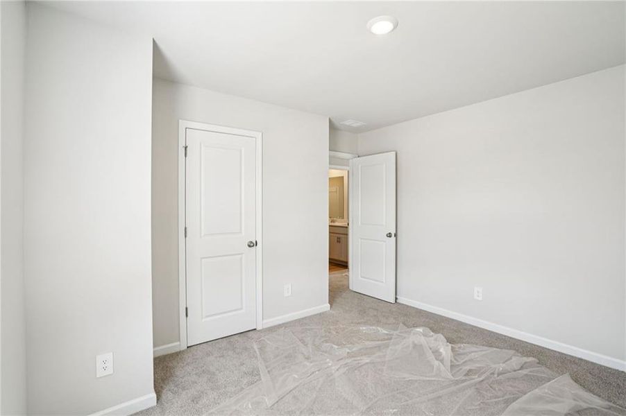 Spacious, unfurnished interior of a new home in Hawthorne Station, College Park (Image 27). Spacious, unfurnished interior of a new home in Hawthorne Station, College Park (Image 27).