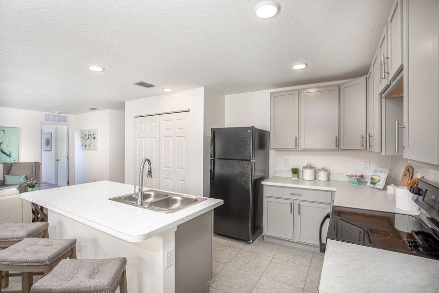 Model home - actual features may vary. Model home - actual features may vary.