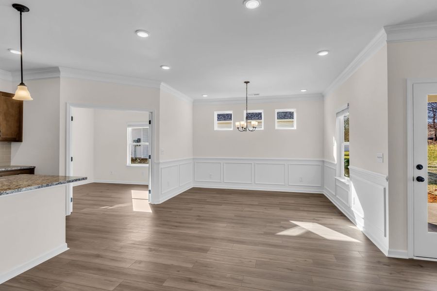 Spacious, unfurnished interior of a new home in Hampshire Hills, Columbia (Image 16).