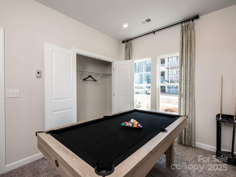 Photo is not of the actual home, but is an inspirational photo of builder’s model home and may depict options, furnishings, and/or decorator features that are not included Photo is not of the actual home, but is an inspirational photo of builder’s model home and may depict options, furnishings, and/or decorator features that are not included