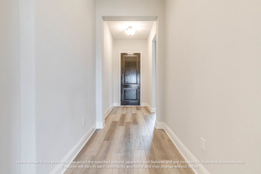 Spacious, unfurnished interior of a new home in Sunwest Village, McGregor (Image 8).