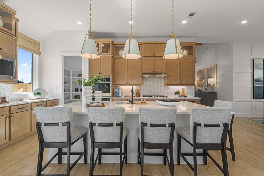 Furnished interior view inside a new home in Beacon Point, Texas City (Image 95).