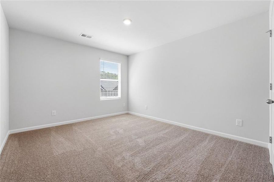 Spacious, unfurnished interior of a new home in Concord Oaks, Powder Springs (Image 13). Spacious, unfurnished interior of a new home in Concord Oaks, Powder Springs (Image 13).