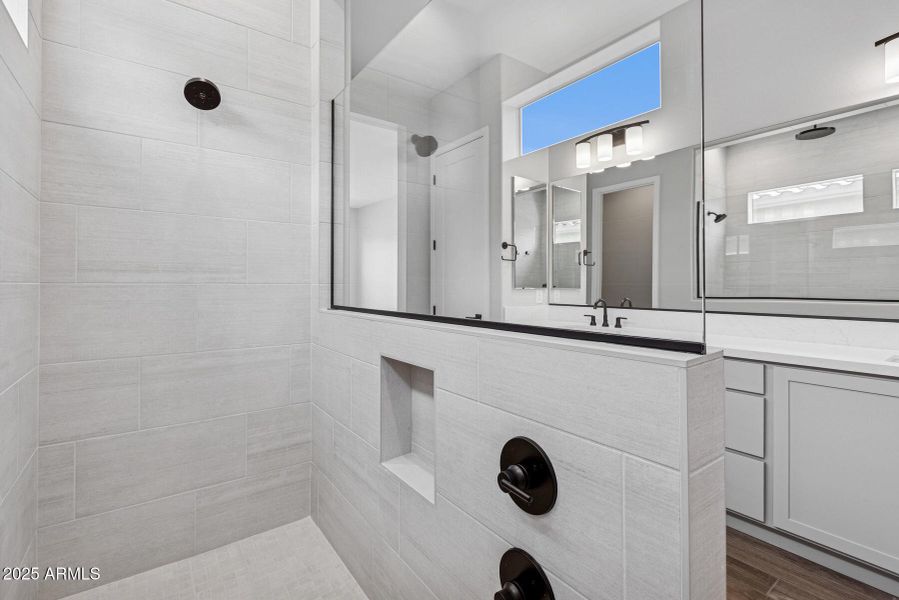 Homesite56-012 Homesite56-012