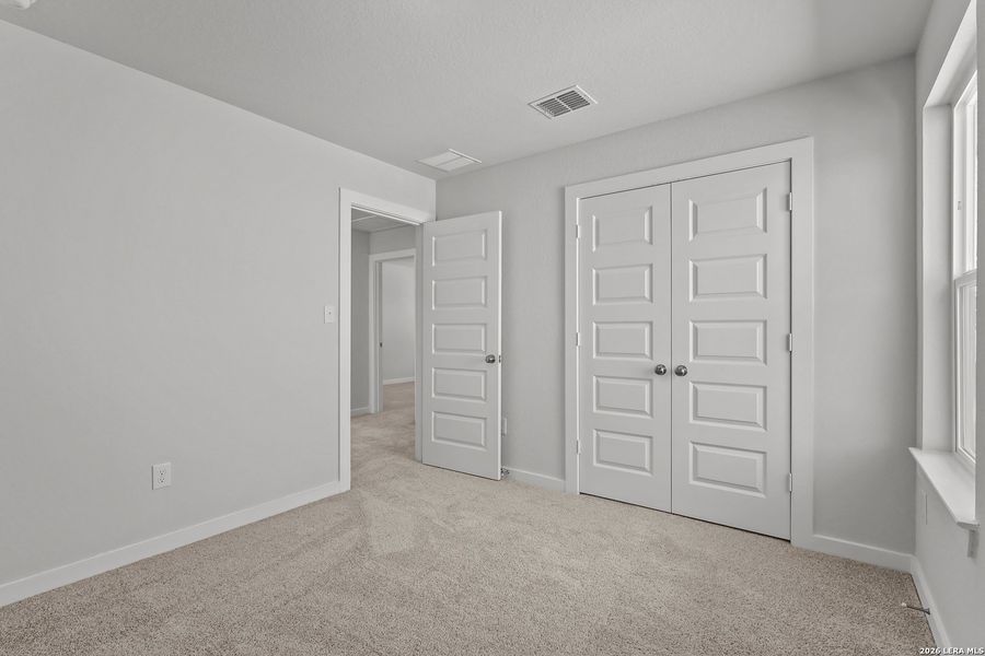Spacious, unfurnished interior of a new home in Senna, Leon Valley (Image 28). Spacious, unfurnished interior of a new home in Senna, Leon Valley (Image 28).