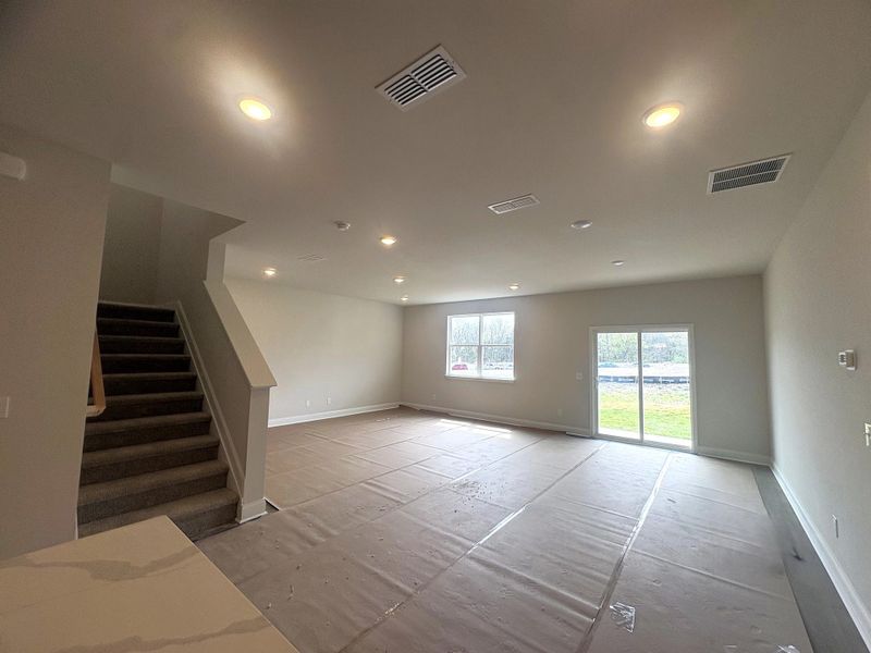 Image 15 of a home in Cades Bluff.