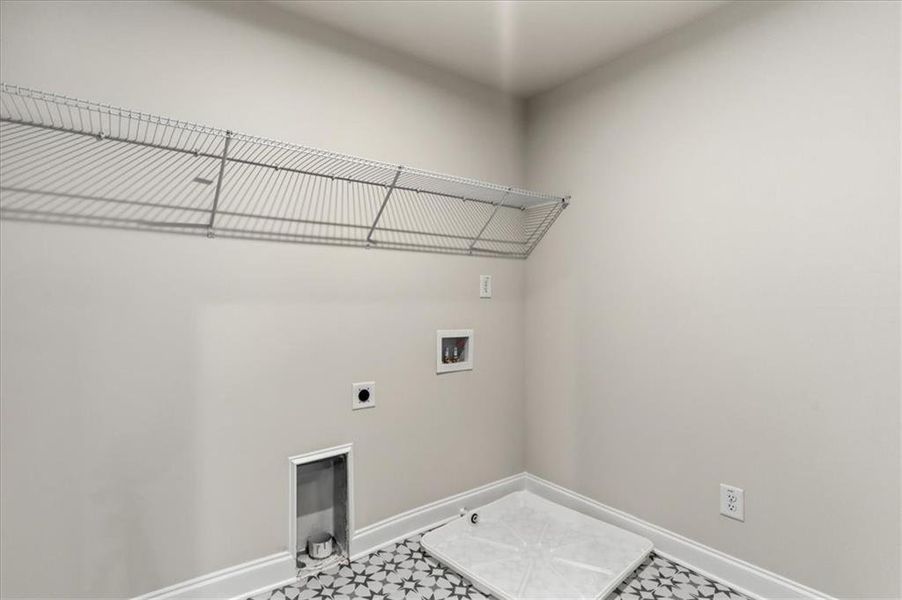 Spacious, unfurnished interior of a new home in Ford Landing, Acworth (Image 24).