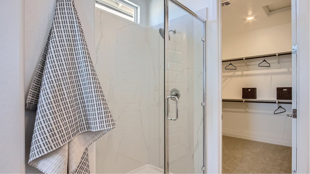 2016 Oxnard Owners Bath 2of2 F2 Base2