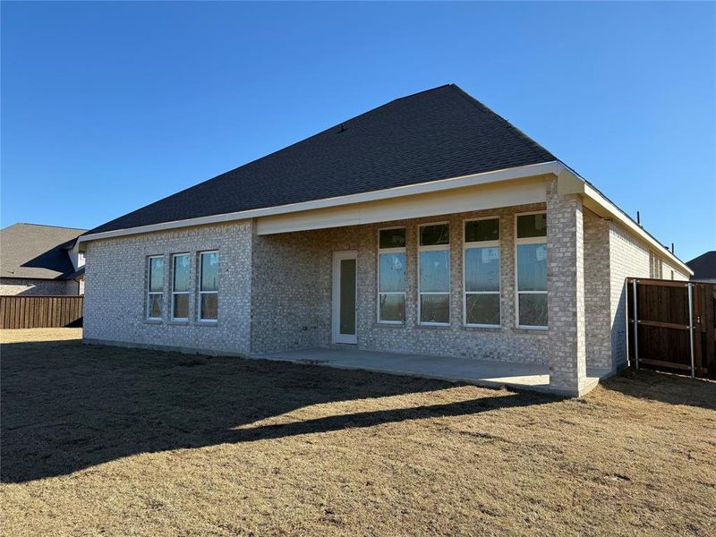 Exterior details and patio area of a home in Polo Ridge, Forney (Image 4).