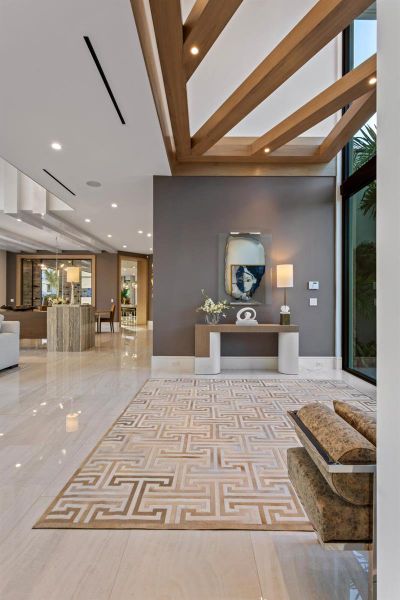 mls_FOYER_STRAIGHT mls_FOYER_STRAIGHT