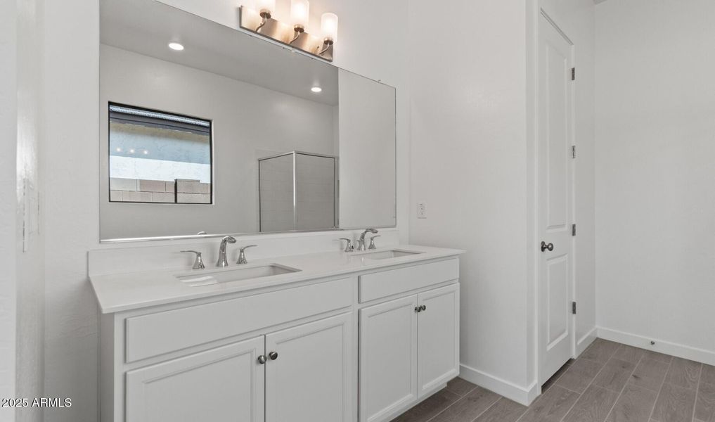 Edgewood Lot #34 Primary Bath 2 (Large)