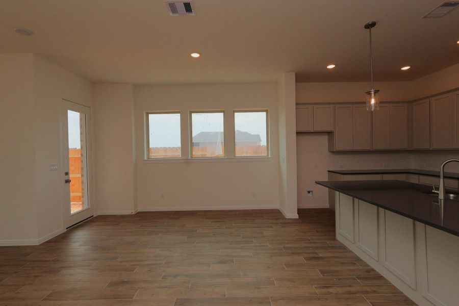 Spacious, unfurnished interior of a new home in Escondido - Terrace Collection, Magnolia (Image 4).