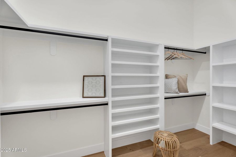 45-web-or-mls-19875 E SIlver Creek Ln-35