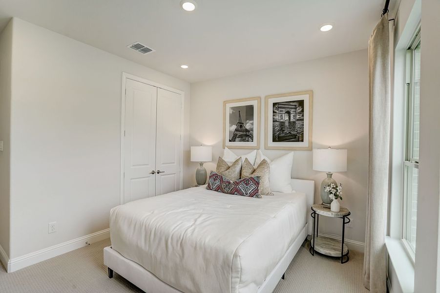 Furnished interior view inside a new home in Cross Creek Meadows, Celina (Image 7).