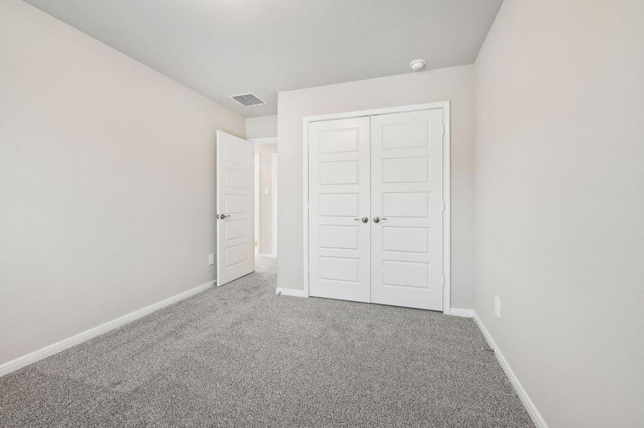 Photo is not of the actual home but is an inspirational photo of builder’s model home and may depict options, furnishings, and/or decorator features that are not included. Photo is not of the actual home but is an inspirational photo of builder’s model home and may depict options, furnishings, and/or decorator features that are not included.