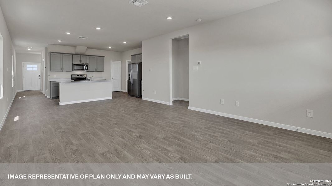 Spacious, unfurnished interior of a new home in Whisper South, San Marcos (Image 28).