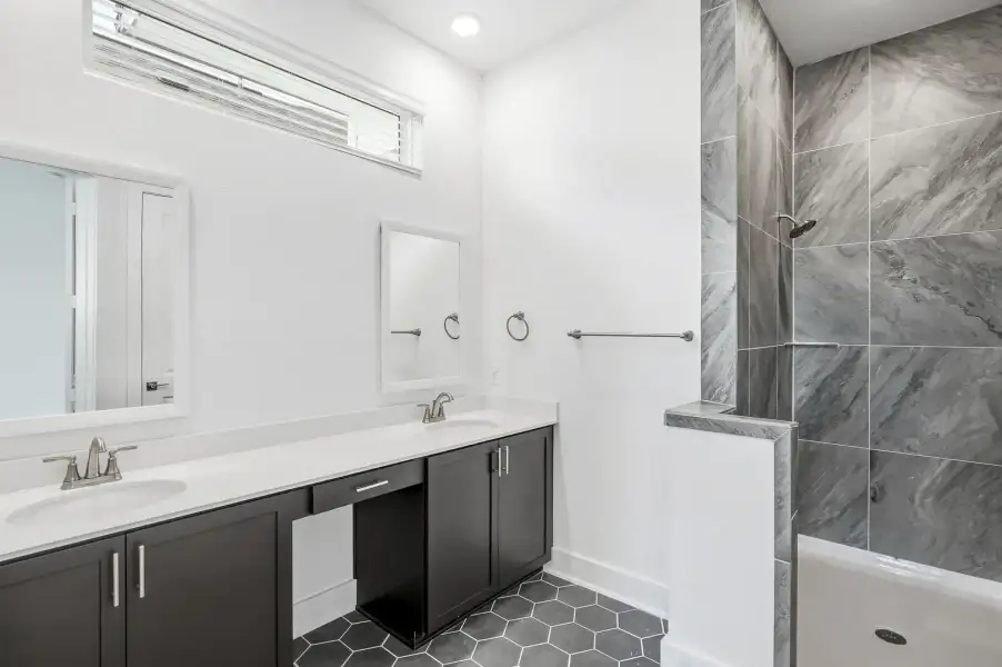 Furnished interior view inside a new home in Rose Hill, San Antonio (Image 14).