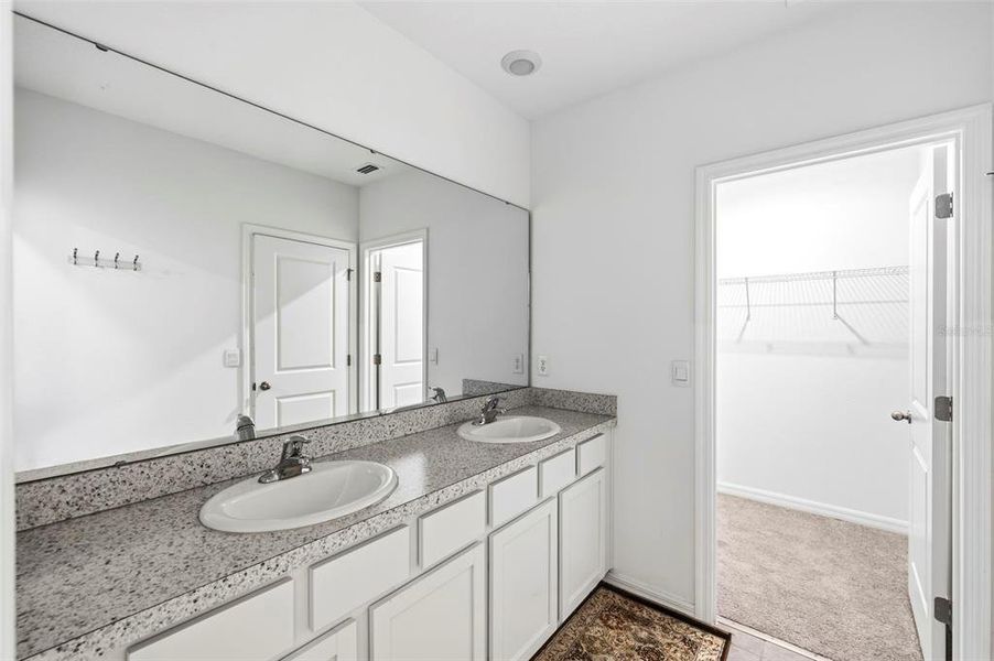 Furnished interior view inside a new home in , Apollo Beach (Image 13).