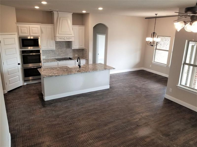 Furnished interior view inside a new home in Pecan Grove, Whitesboro (Image 4).