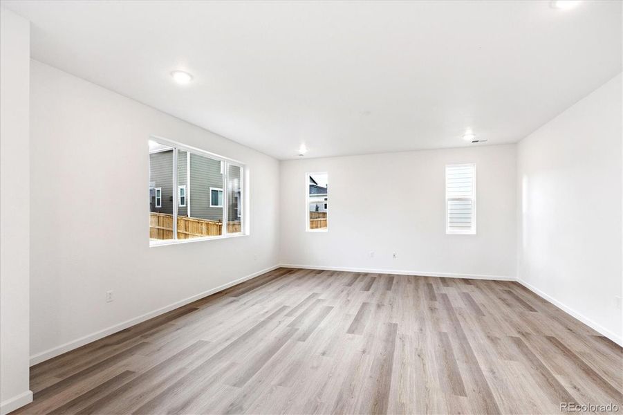 Spacious, unfurnished interior of a new home in Fossil Creek, Windsor (Image 13).
