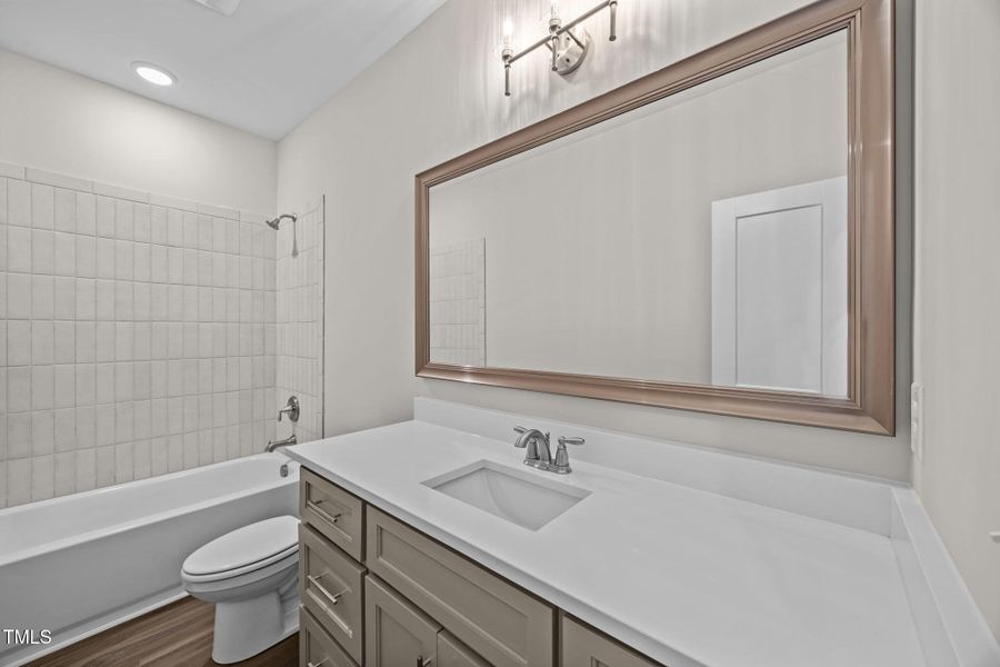 28-web-or-mls-BLS_0078 28-web-or-mls-BLS_0078