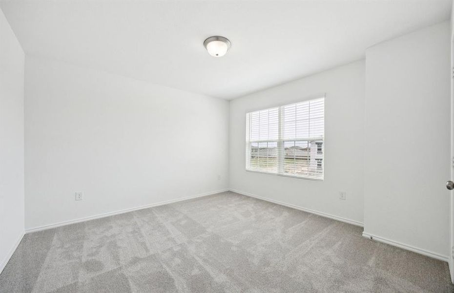 Spacious secondary bathroom