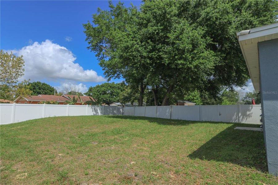 Front exterior of a new home in , Lake Wales, FL, highlighting curb appeal (Image 17).